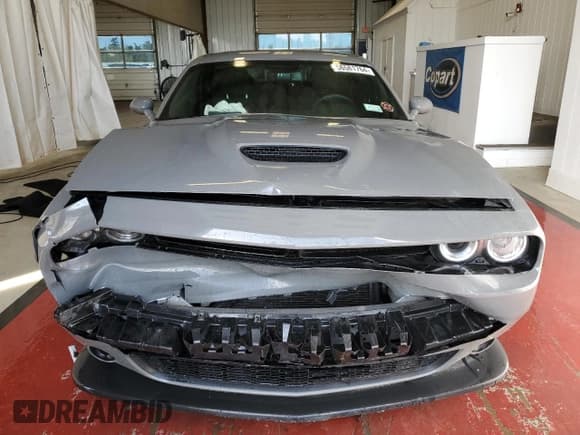 ✅ 2023 Dodge Challenger R/T • VIN: 2C3CDZBT8PH625964 • Lot: 56581764. Wystawiony na Copart z przebiegiem 4 385 mil. Bezpłatny archiwum sprzedaży aukcyjnych z USA i szczegółowy raport historii pojazdu na DreamBid. Zdjęcie 5.