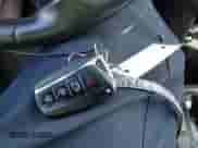 2016 Hyundai Santa Fe z VIN 5XYZUDLB8GG311292, wystawiony jako IAAI lot #43247809 z przebiegiem 169 191 mil mil oraz . Historia ofert i sprzedaży dostępna na DreamBid. Obrazek 11.