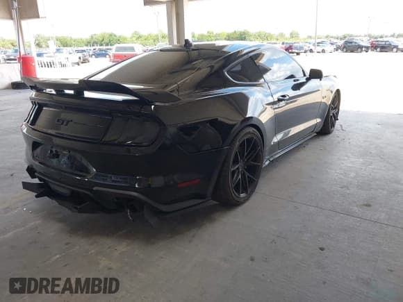 ✅ 2020 Ford Mustang GT • VIN: 1FA6P8CF4L5159461 • Lot: 42780692. Listed on IAAI with 95,950 mi. Free auction sales archive from the USA and detailed vehicle history report at DreamBid. Image 4.