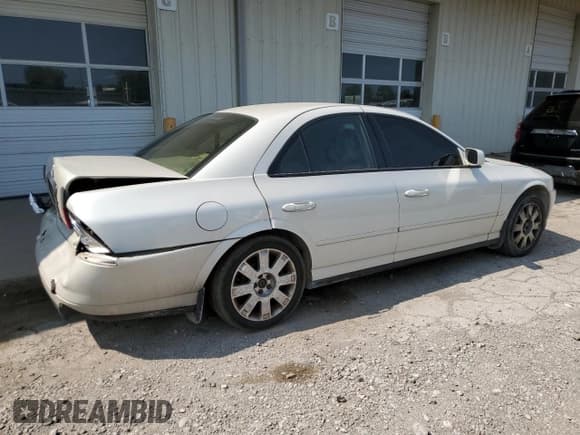 ✅ 2005 Lincoln LS Sport • VIN: 1LNHM87A05Y646745 • Lot: 70427194. Wystawiony na Copart z przebiegiem Nie podano. Bezpłatny archiwum sprzedaży aukcyjnych z USA i szczegółowy raport historii pojazdu na DreamBid. Zdjęcie 3.
