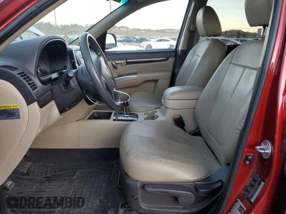✅ 2010 Hyundai Santa Fe GLS • VIN: 5NMSGDAB4AH364189 • Lot: 81319054. Listed on Copart with 149,695 mi. Free auction sales archive from the USA and detailed vehicle history report at DreamBid. Image 7.