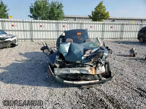 ✅ 1997 Plymouth Neon Highline • VIN: 1P3ES47Y4VD137588 • Лот: 67916825. Опубликован ранее на Copart с пробегом 154 936 миль. Бесплатный доступ к архиву аукционных продаж из США и подробный отчёт об истории автомобиля на DreamBid. Изображение 14.