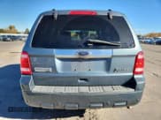 ✅ 2010 Ford Escape Hybrid • VIN: 1FMCU5K38AKB91125 • Lot: 90573495. Wystawiony na Copart z przebiegiem 150 609 mil. Bezpłatny archiwum sprzedaży aukcyjnych z USA i szczegółowy raport historii pojazdu na DreamBid. Zdjęcie 6.