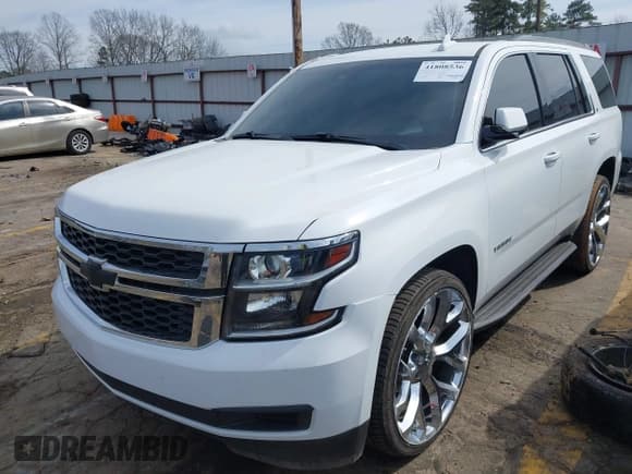 ✅ 2019 Chevrolet Tahoe LT • VIN: 1GNSCBKC6KR345154 • Lot: 41808536. Listed on IAAI with 124,325 mi. Free auction sales archive from the USA and detailed vehicle history report at DreamBid. Image 17.
