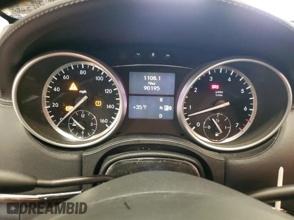 ✅ 2010 Mercedes-Benz GL 550 • VIN: 4JGBF8GE9AA612423 • Lot: 44361065. Wystawiony na Copart z przebiegiem 90 195 mil. Bezpłatny archiwum sprzedaży aukcyjnych z USA i szczegółowy raport historii pojazdu na DreamBid. Zdjęcie 9.