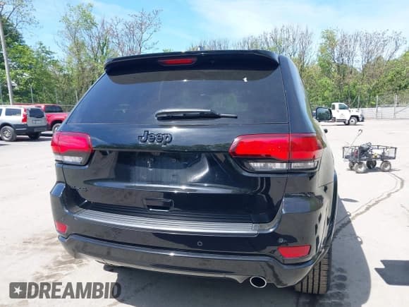 ✅ 2019 Jeep Grand Cherokee Upland • VIN: 1C4RJFAG9KC841044 • Lot: 42233619. Listed on IAAI with 42,283 mi. Free auction sales archive from the USA and detailed vehicle history report at DreamBid. Image 16.