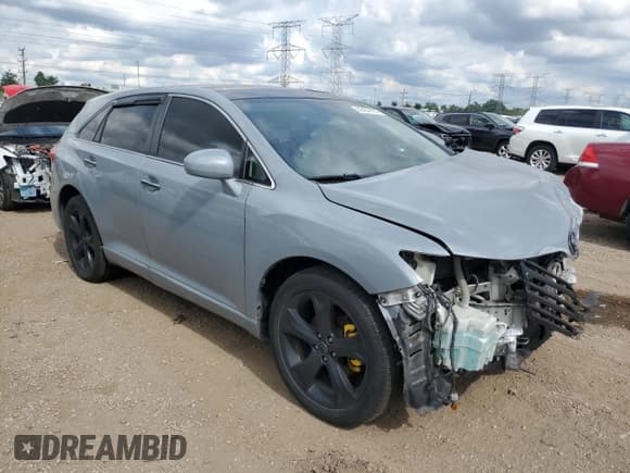 ✅ 2012 Toyota Venza Limited • VIN: 4T3BK3BB0CU064560 • Lot: 69454195. Listed on Copart with 150,559 mi. Free auction sales archive from the USA and detailed vehicle history report at DreamBid. Image 4.