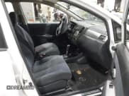 ✅ 2007 Nissan Versa SL • VIN: 3N1BC13E87L402619 • Lot: 43801284. Wystawiony na IAAI z przebiegiem Nie podano. Bezpłatny archiwum sprzedaży aukcyjnych z USA i szczegółowy raport historii pojazdu na DreamBid. Zdjęcie 5.