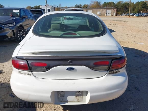 ✅ 1998 Ford Taurus SE Comfort • VIN: 1FAFP53S6WA158707 • Lot: 43664264. Wystawiony na IAAI z przebiegiem 94 283 mil. Bezpłatny archiwum sprzedaży aukcyjnych z USA i szczegółowy raport historii pojazdu na DreamBid. Zdjęcie 16.