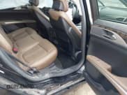 ✅ 2016 Lincoln MKZ • VIN: 3LN6L2JK8GR615429 • Lot: 42189000. Wystawiony na IAAI z przebiegiem 119 703 mil. Bezpłatny archiwum sprzedaży aukcyjnych z USA i szczegółowy raport historii pojazdu na DreamBid. Zdjęcie 8.