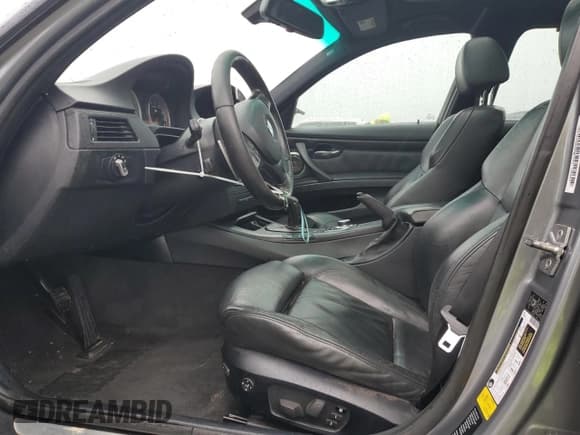 ✅ 2011 BMW M3 • VIN: WBSPM9C53BE202618 • Лот: 90895875. Опубликован ранее на Copart с пробегом 136 733 миль. Бесплатный доступ к архиву аукционных продаж из США и подробный отчёт об истории автомобиля на DreamBid. Изображение 7.