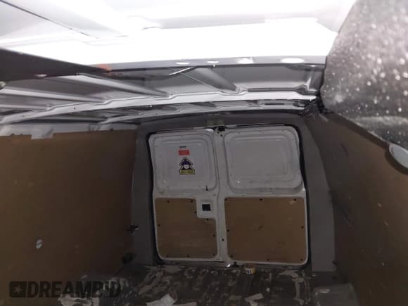 ✅ 2010 Ford Econoline Cargo Commercial • VIN: 1FTNE1EW2ADA91910 • Лот: 42424530. Опубликован ранее на IAAI с пробегом 186 898 миль. Бесплатный доступ к архиву аукционных продаж из США и подробный отчёт об истории автомобиля на DreamBid. Изображение 14.