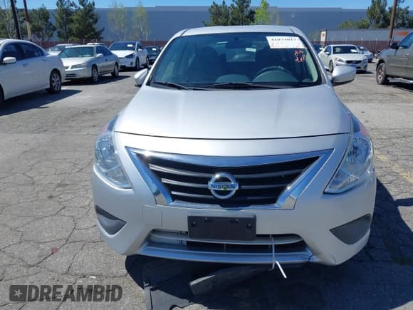 ✅ 2017 Nissan Versa S • VIN: 3N1CN7AP0HL832894 • Лот: 41871017. Опубликован ранее на IAAI с пробегом 72 244 миль. Бесплатный доступ к архиву аукционных продаж из США и подробный отчёт об истории автомобиля на DreamBid. Изображение 6.
