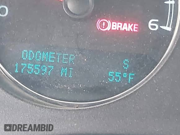 2009 Chevrolet Suburban 2LT z VIN 1GNFK26399R186073, wystawiony jako IAAI lot #42273137 z przebiegiem 175 597 mil mil oraz . Historia ofert i sprzedaży dostępna na DreamBid. Obrazek 15.