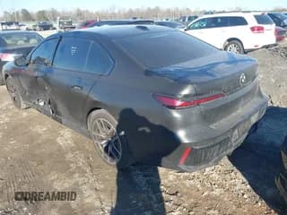 ✅ 2023 BMW 7 Series 740i • VIN: WBA23EH00PCM61075 • Лот: 41336118. Опубликован ранее на IAAI с пробегом 14 715 миль. Бесплатный доступ к архиву аукционных продаж из США и подробный отчёт об истории автомобиля на DreamBid. Изображение 3.