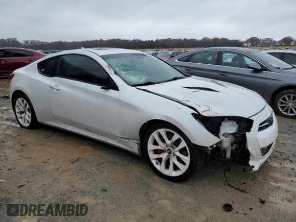 2013 Hyundai Genesis Coupe Track with VIN KMHHU6KJ3DU093400, listed as a Copart auction lot 84751264 with 171,595 mi miles and Salvage title. Bid and sale history available at DreamBid. Image 4.