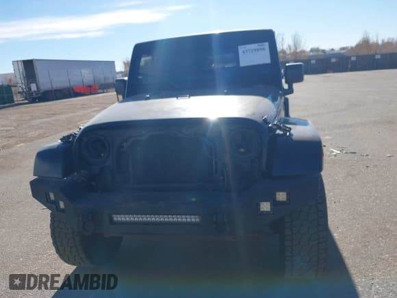 ✅ 2010 Jeep Wrangler Unlimited Sahara • VIN: 1J4BA5H12AL141419 • Лот: 43719898. Опубликован ранее на IAAI с пробегом 159 432 миль. Бесплатный доступ к архиву аукционных продаж из США и подробный отчёт об истории автомобиля на DreamBid. Изображение 12.