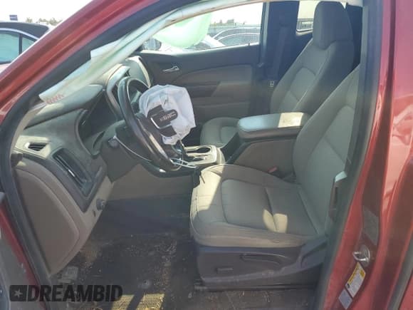 ✅ 2015 GMC Canyon 2WD SLE • VIN: 1GTH5BEA0F1190810 • Лот: 69724194. Опубликован ранее на Copart с пробегом 238 397 миль. Бесплатный доступ к архиву аукционных продаж из США и подробный отчёт об истории автомобиля на DreamBid. Изображение 7.