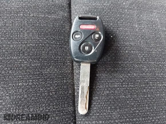 ✅ 2010 Honda Accord LX • VIN: 1HGCP2F35AA060889 • Lot: 42376197. Listed on IAAI with 154,358 mi. Free auction sales archive from the USA and detailed vehicle history report at DreamBid. Image 11.