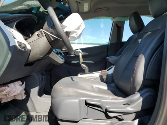 2017 Chevrolet Bolt EV Premier z VIN 1G1FX6S00H4176548, wystawiony jako Copart lot #65032243 z przebiegiem 62 786 mil mil oraz . Historia ofert i sprzedaży dostępna na DreamBid. Obrazek 7.