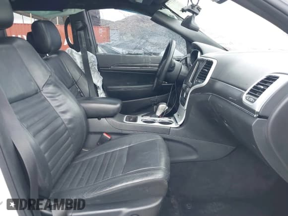 ✅ 2018 Jeep Grand Cherokee Limited • VIN: 1C4RJEBG3JC268939 • Lot: 41559253. Listed on IAAI with 162,354 mi. Free auction sales archive from the USA and detailed vehicle history report at DreamBid. Image 5.