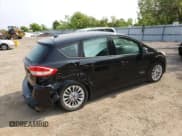 ✅ 2017 Ford C-Max SE • VIN: 1FADP5EU7HL104944 • Lot: 58667355. Wystawiony na Copart z przebiegiem Nie podano. Bezpłatny archiwum sprzedaży aukcyjnych z USA i szczegółowy raport historii pojazdu na DreamBid. Zdjęcie 3.