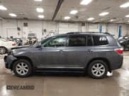 ✅ 2013 Toyota Highlander Plus • VIN: 5TDBK3EH6DS256360 • Лот: 43367765. Опубликован ранее на IAAI с пробегом 121 955 миль. Бесплатный доступ к архиву аукционных продаж из США и подробный отчёт об истории автомобиля на DreamBid. Изображение 14.