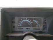 ✅ 1992 Chevrolet S-10 • VIN: 1GCCS14R6N8218748 • Lot: 92470245. Wystawiony na Copart z przebiegiem 237 123 mil. Bezpłatny archiwum sprzedaży aukcyjnych z USA i szczegółowy raport historii pojazdu na DreamBid. Zdjęcie 9.