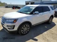 ✅ 2017 Ford Explorer Platinum • VIN: 1FM5K8HT6HGE20535 • Lot: 56031005. Wystawiony na Copart z przebiegiem 157 659 mil. Bezpłatny archiwum sprzedaży aukcyjnych z USA i szczegółowy raport historii pojazdu na DreamBid. Zdjęcie 1.