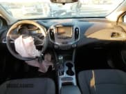 ✅ 2017 Chevrolet Cruze LT • VIN: 1G1BE5SM7H7220559 • Lot: 68553432. Listed on Copart with 85,085 mi. Free auction sales archive from the USA and detailed vehicle history report at DreamBid. Image 8.