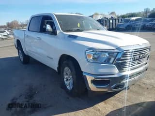 ✅ 2024 Ram 1500 Laramie • VIN: 1C6RREJT8RN218858 • Lot: 43779510. Wystawiony na IAAI z przebiegiem 50 166 mil. Bezpłatny archiwum sprzedaży aukcyjnych z USA i szczegółowy raport historii pojazdu na DreamBid. Zdjęcie 1.