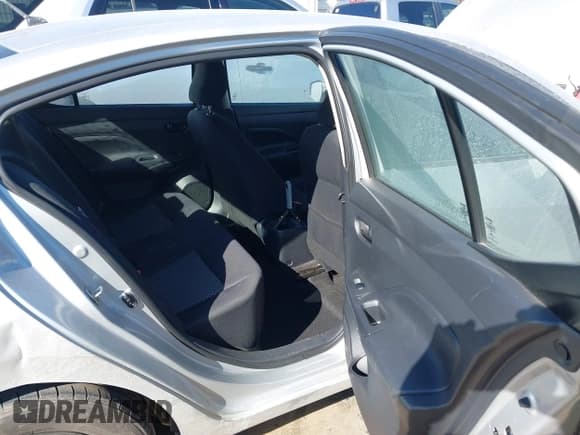 ✅ 2020 Nissan Versa S • VIN: 3N1CN8DV2LL902162 • Lot: 43671182. Listed on IAAI with 138,464 mi. Free auction sales archive from the USA and detailed vehicle history report at DreamBid. Image 8.