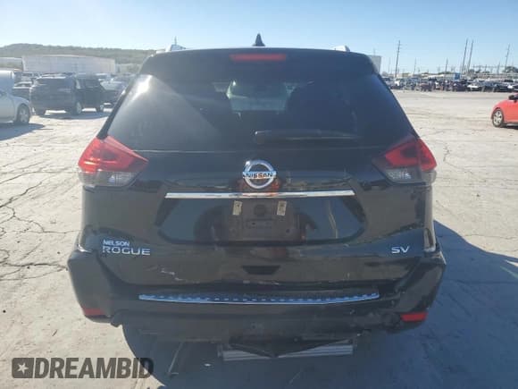 ✅ 2017 Nissan Rogue SV • VIN: 5N1AT2MT6HC888948 • Lot: 82675025. Listed on Copart with 124,404 mi. Free auction sales archive from the USA and detailed vehicle history report at DreamBid. Image 6.