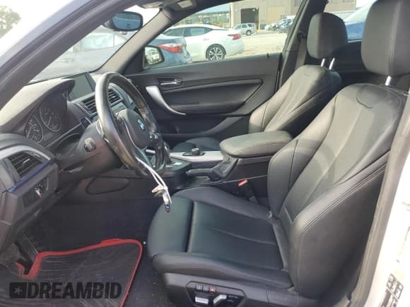 ✅ 2016 BMW 2 Series M235i xDrive • VIN: WBA1J9C58GV696422 • Lot: 66291025. Listed on Copart with 85,285 mi. Free auction sales archive from the USA and detailed vehicle history report at DreamBid. Image 7.