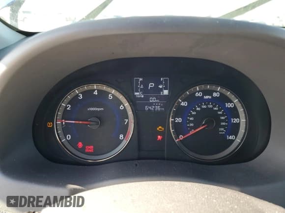 ✅ 2017 Hyundai Accent SE • VIN: KMHCT4AE8HU186327 • Лот: 72727174. Опубликован ранее на Copart с пробегом 64 236 миль. Бесплатный доступ к архиву аукционных продаж из США и подробный отчёт об истории автомобиля на DreamBid. Изображение 9.