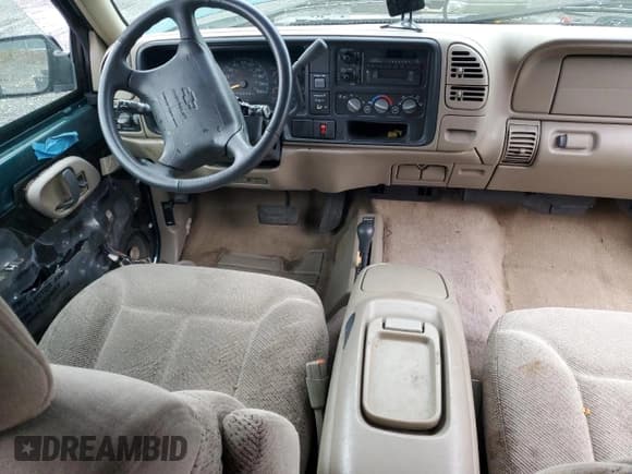 ✅ 1997 Chevrolet Silverado 1500 • VIN: 2GCEK19R8V1210445 • Лот: 91838485. Опубликован ранее на Copart с пробегом 75 858 миль. Бесплатный доступ к архиву аукционных продаж из США и подробный отчёт об истории автомобиля на DreamBid. Изображение 8.