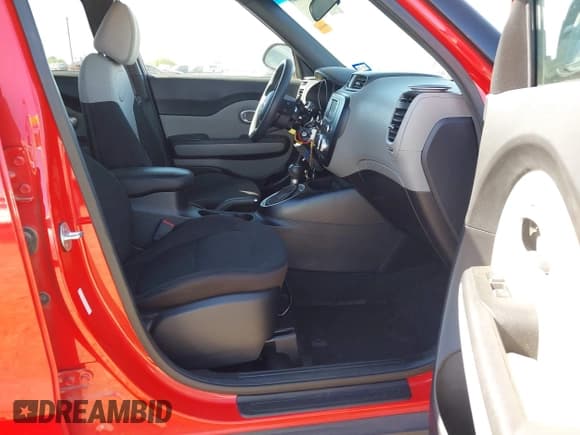 ✅ 2019 Kia Soul • VIN: KNDJN2A23K7661999 • Лот: 41812368. Опубликован ранее на IAAI с пробегом Не указан. Бесплатный доступ к архиву аукционных продаж из США и подробный отчёт об истории автомобиля на DreamBid. Изображение 5.