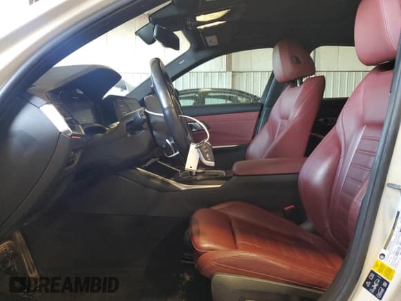 ✅ 2022 BMW 3 Series M340i xDrive • VIN: 3MW5U9J0XN8C30104 • Лот: 60816055. Опубликован ранее на Copart с пробегом 56 404 миль. Бесплатный доступ к архиву аукционных продаж из США и подробный отчёт об истории автомобиля на DreamBid. Изображение 7.