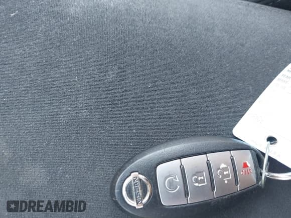 ✅ 2016 Nissan Pathfinder SV • VIN: 5N1AR2MM9GC603570 • Lot: 43102302. Listed on IAAI with 142,358 mi. Free auction sales archive from the USA and detailed vehicle history report at DreamBid. Image 11.