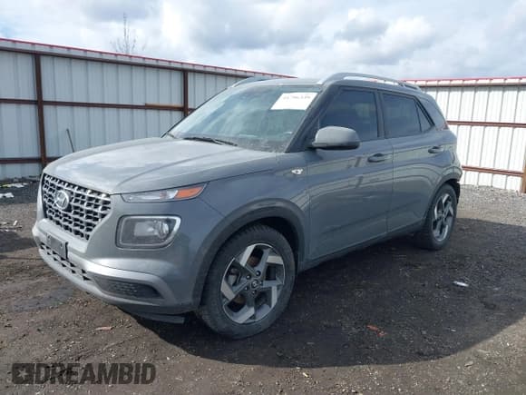 ✅ 2022 Hyundai Venue SEL • VIN: KMHRC8A35NU148758 • Lot: 41796339. Listed on IAAI with 28,785 mi. Free auction sales archive from the USA and detailed vehicle history report at DreamBid. Image 2.