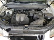 ✅ 2011 Hyundai Santa Fe SE • VIN: 5XYZHDAG5BG046293 • Lot: 82055114. Listed on Copart with 245,922 mi. Free auction sales archive from the USA and detailed vehicle history report at DreamBid. Image 14.