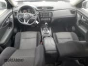 ✅ 2017 Nissan Rogue SL • VIN: JN8AT2MV6HW001678 • Lot: 93320265. Wystawiony na Copart z przebiegiem 50 581 mil. Bezpłatny archiwum sprzedaży aukcyjnych z USA i szczegółowy raport historii pojazdu na DreamBid. Zdjęcie 8.