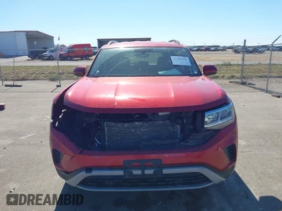 ✅ 2022 Volkswagen Atlas SE • VIN: 1V2HR2CAXNC551811 • Lot: 43382936. Listed on IAAI with 70,176 mi. Free auction sales archive from the USA and detailed vehicle history report at DreamBid. Image 12.