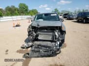 ✅ 2020 Jeep Renegade Latitude • VIN: ZACNJABB9LPL16788 • Lot: 56921635. Wystawiony na Copart z przebiegiem 56 708 mil. Bezpłatny archiwum sprzedaży aukcyjnych z USA i szczegółowy raport historii pojazdu na DreamBid. Zdjęcie 13.