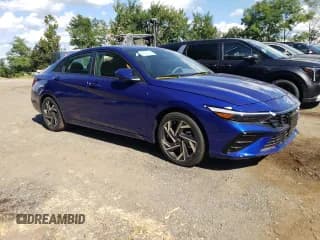 ✅ 2025 Hyundai Elantra SEL Convenience • VIN: KMHLS4DG4SU894145 • Lot: 71665345. Listed on Copart with 13 mi. Free auction sales archive from the USA and detailed vehicle history report at DreamBid. Image 4.