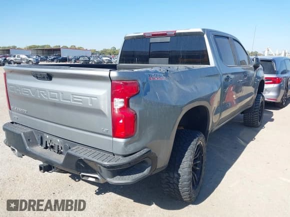 ✅ 2024 Chevrolet Silverado 1500 LT Trail Boss • VIN: 3GCUDFED2RG297186 • Lot: 43601207. Wystawiony na IAAI z przebiegiem 36 274 mil. Bezpłatny archiwum sprzedaży aukcyjnych z USA i szczegółowy raport historii pojazdu na DreamBid. Zdjęcie 4.