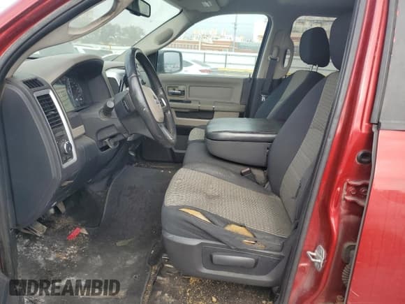 ✅ 2009 Dodge 1500 SLT • VIN: 1D3HB13T49S740975 • Lot: 44136545. Wystawiony na Copart z przebiegiem 269 937 mil. Bezpłatny archiwum sprzedaży aukcyjnych z USA i szczegółowy raport historii pojazdu na DreamBid. Zdjęcie 7.