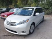 ✅ 2015 Toyota Sienna Limited • VIN: 5TDDK3DC2FS102097 • Lot: 43407226. Wystawiony na IAAI z przebiegiem 180 467 mil. Bezpłatny archiwum sprzedaży aukcyjnych z USA i szczegółowy raport historii pojazdu na DreamBid. Zdjęcie 2.