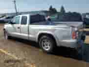 2004 Dodge Dakota z VIN 1D7GL12K94S595067, wystawiony jako Copart lot #71470414 z przebiegiem 157 284 mil mil oraz Czysty tytuł • Clean title. Historia ofert i sprzedaży dostępna na DreamBid. Obrazek 2.