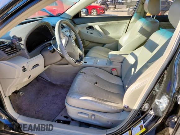 ✅ 2010 Toyota Camry LE • VIN: 4T1BF3EK4AU101440 • Лот: 90886585. Опубликован ранее на Copart с пробегом 156 107 миль. Бесплатный доступ к архиву аукционных продаж из США и подробный отчёт об истории автомобиля на DreamBid. Изображение 7.